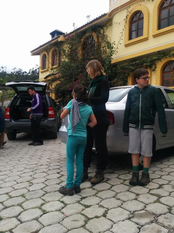 Hostal Curinan Otavalo Dış mekan fotoğraf